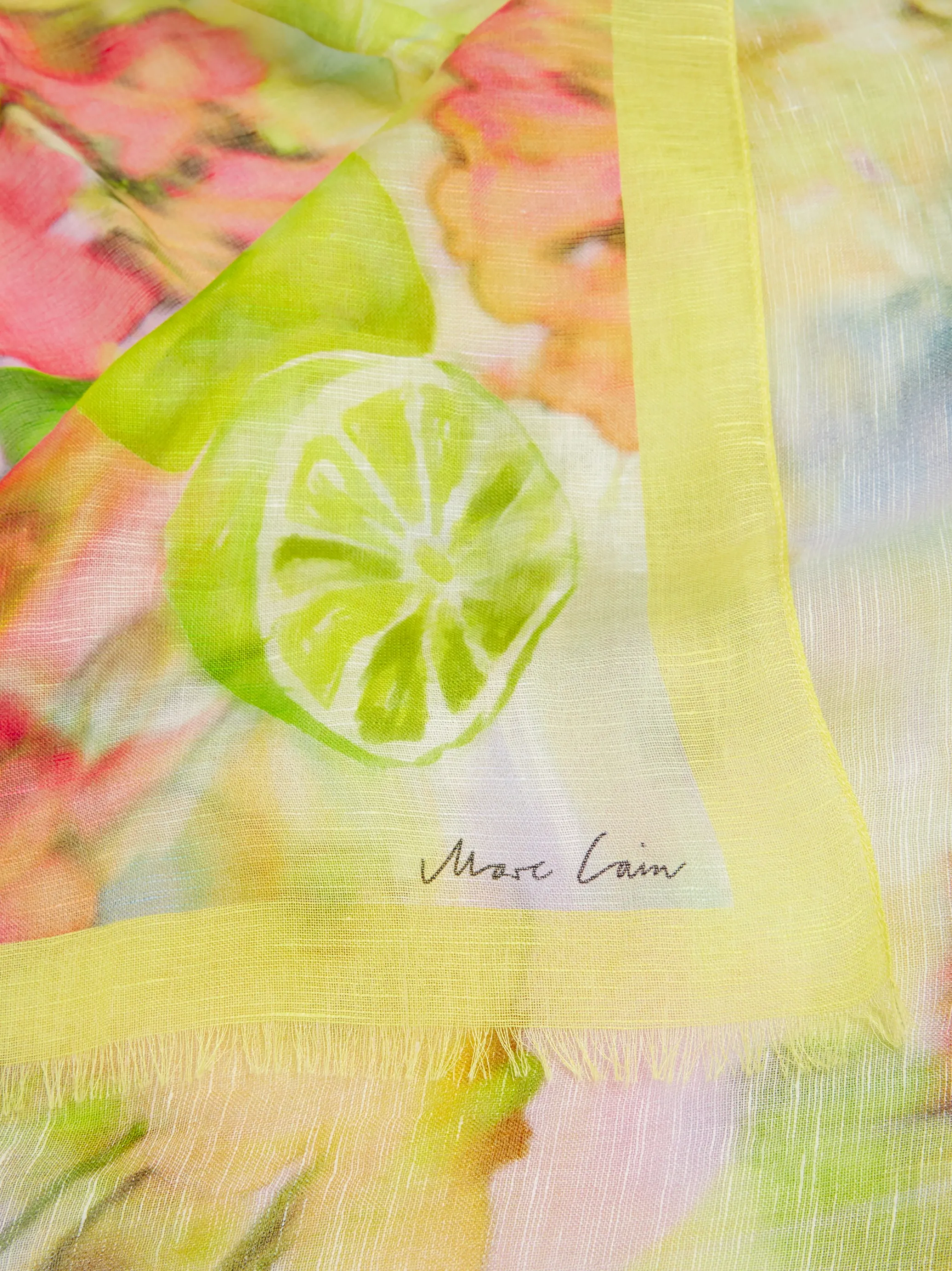 BEDRUCKTER SCHAL-Marc Cain Sale