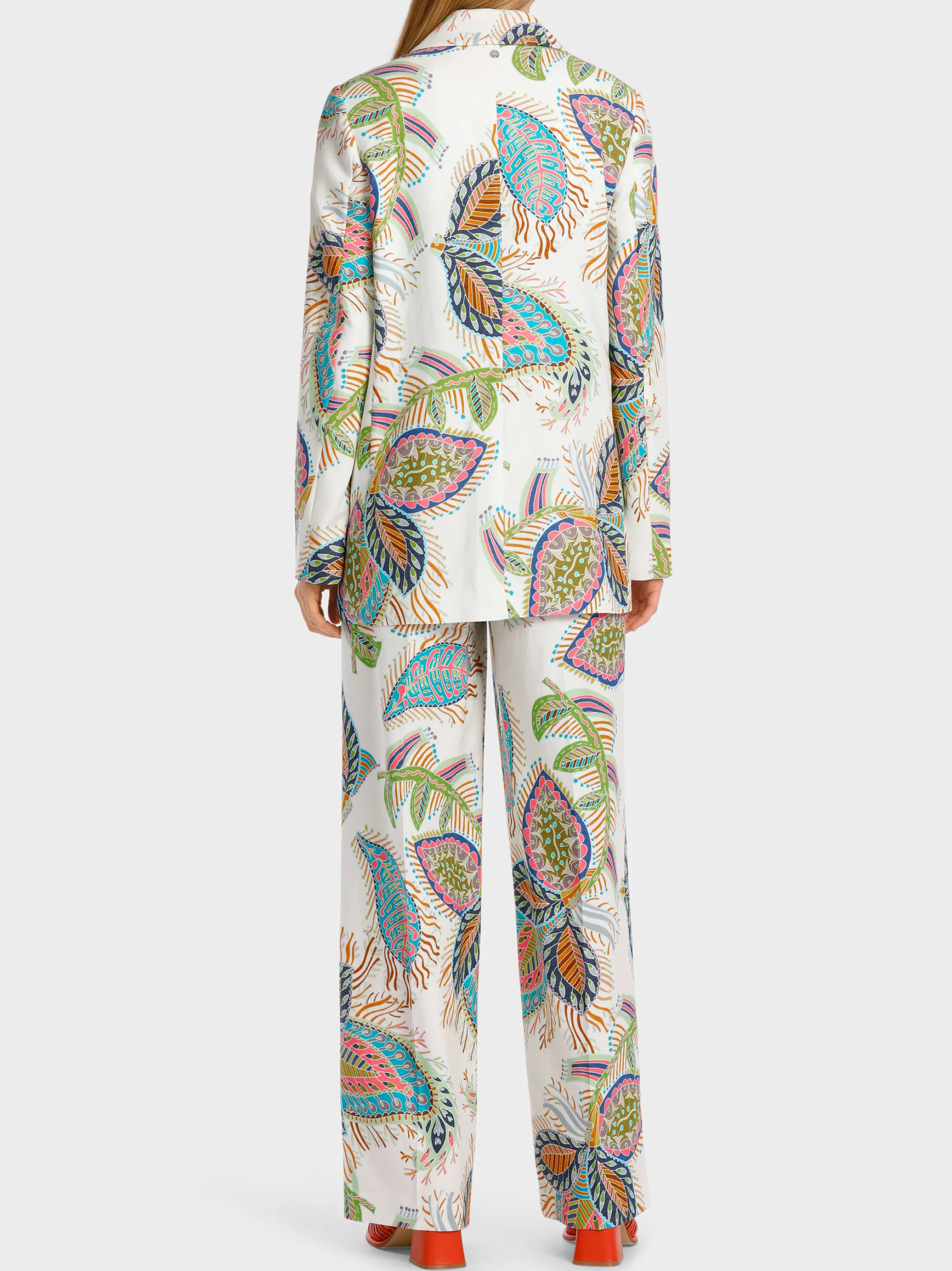 KÖRPERNAHER BLAZER MIT FANCY BLATTMOTIV-Marc Cain Hot