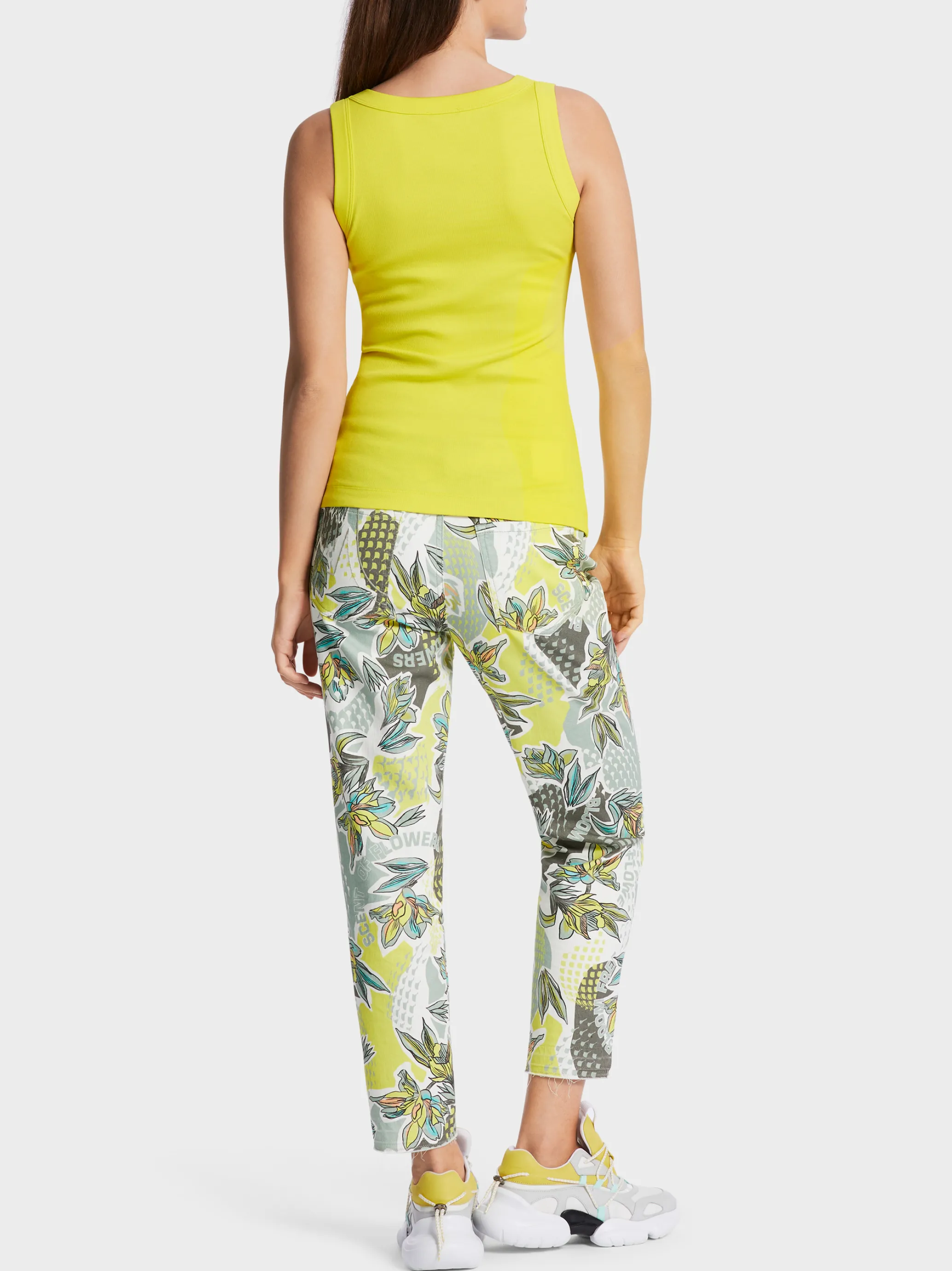KÖRPERNAHES, ÄRMELLOSES TOP-Marc Cain Flash Sale