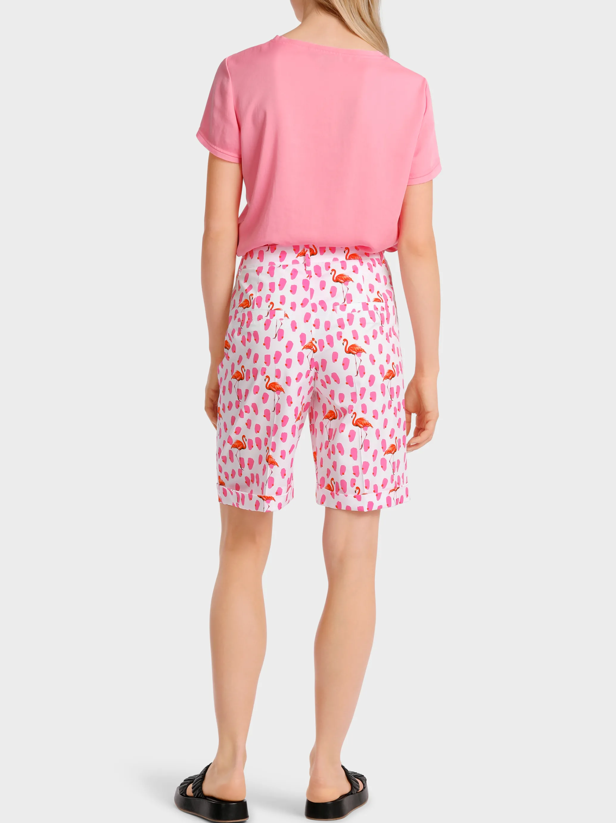 MODELL FINIKE – SHORTS MIT ALLOVERPRINT-Marc Cain Clearance