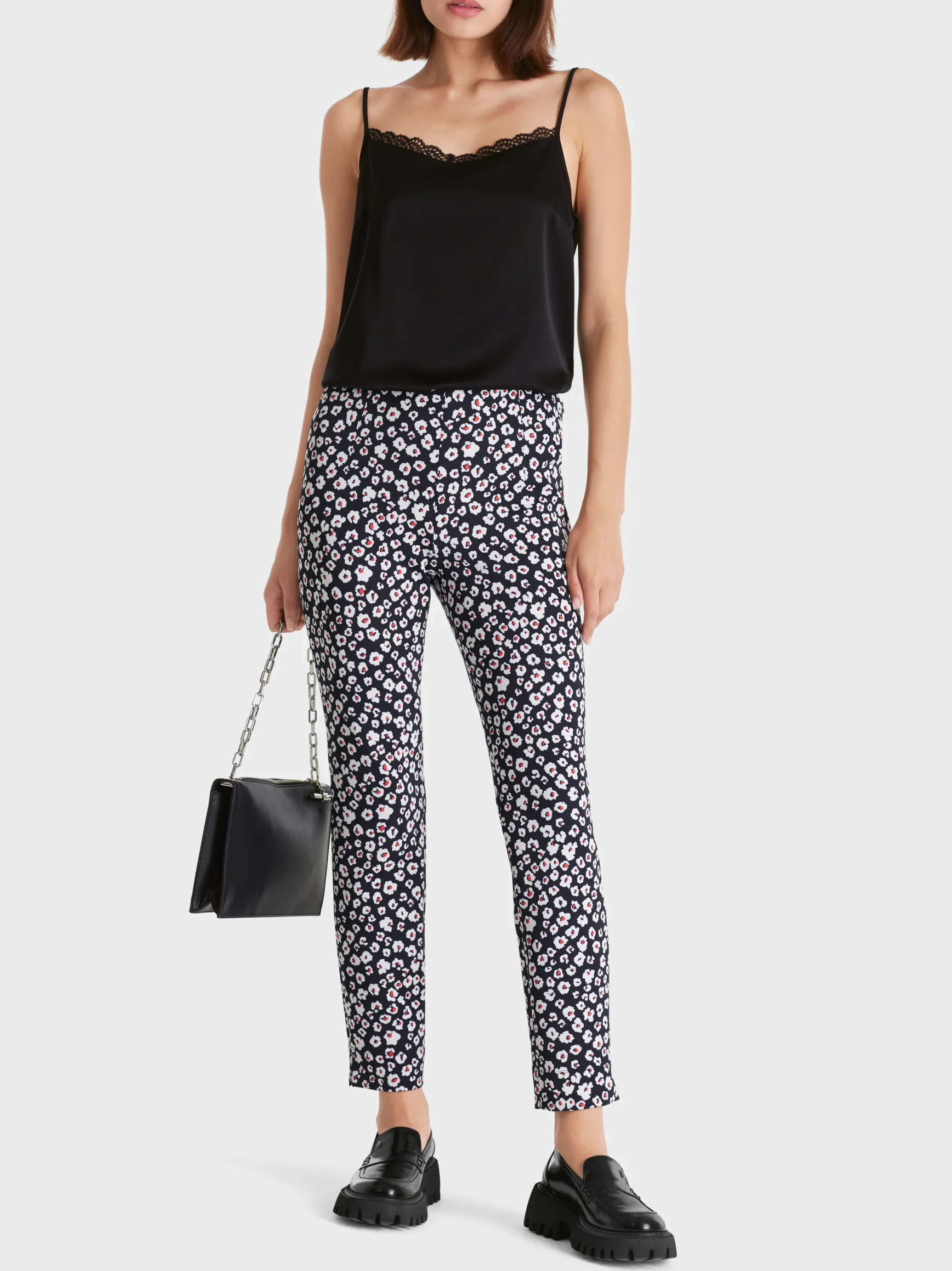 MODELL SOFIA AUS TECHNOSTRETCH-Marc Cain Outlet