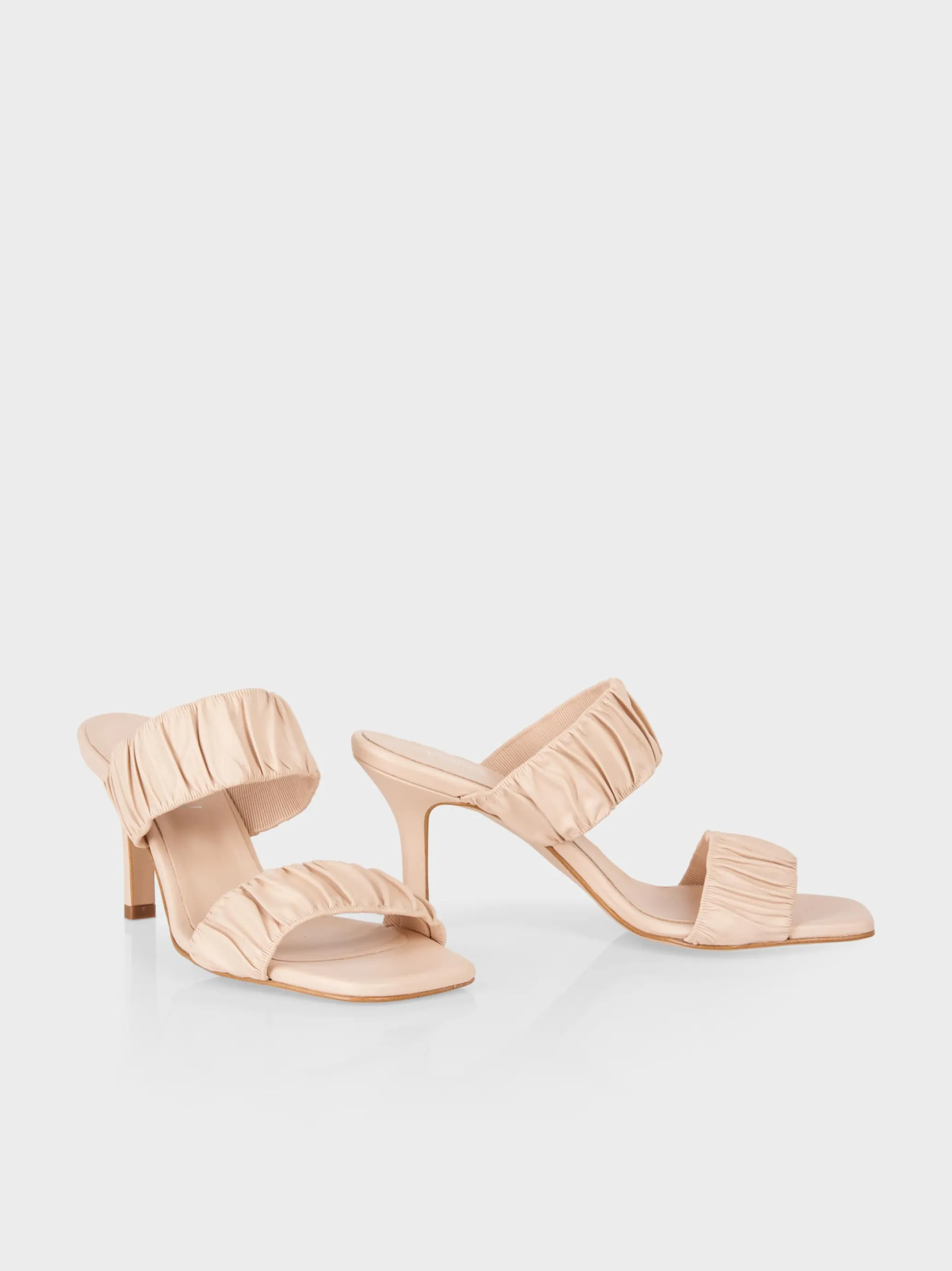MULES MIT GESMOKTEN RIEMEN-Marc Cain Best