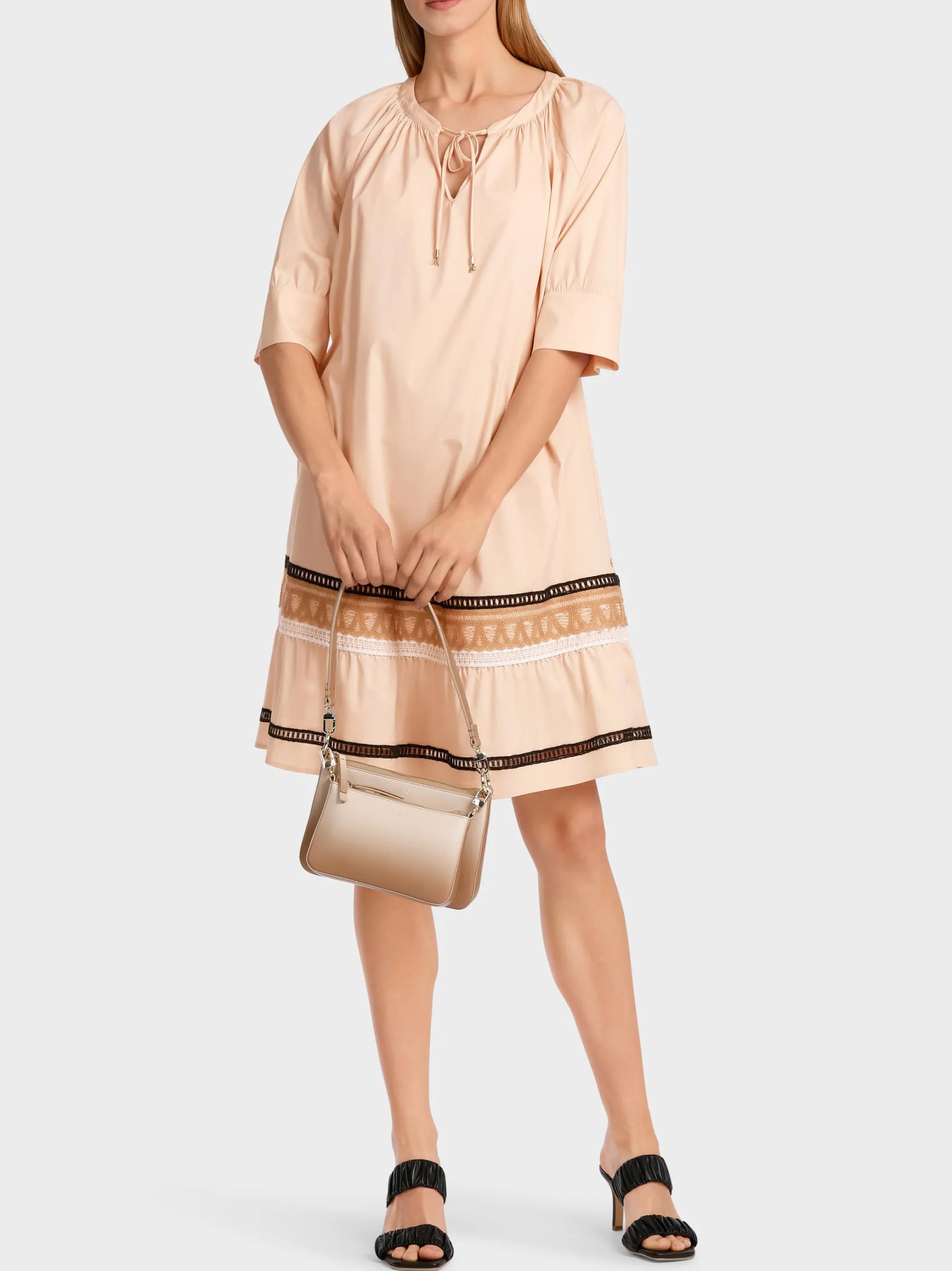 ROMANTISCHES RAGLANKLEID MIT STUFE-Marc Cain Outlet