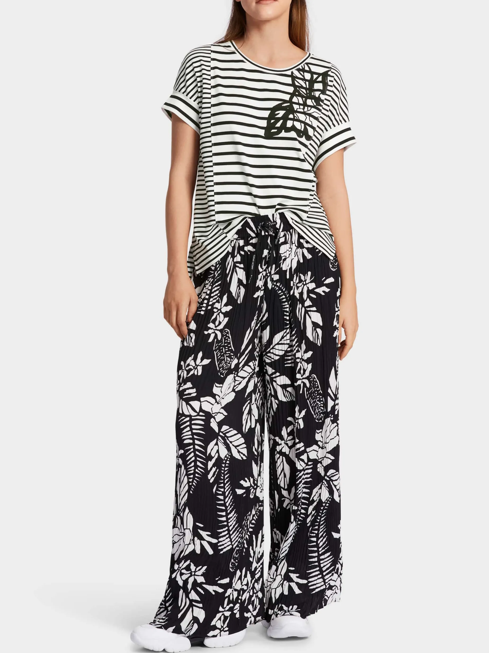 T-SHIRT MIT STREIFENVARIATIONEN-Marc Cain Flash Sale