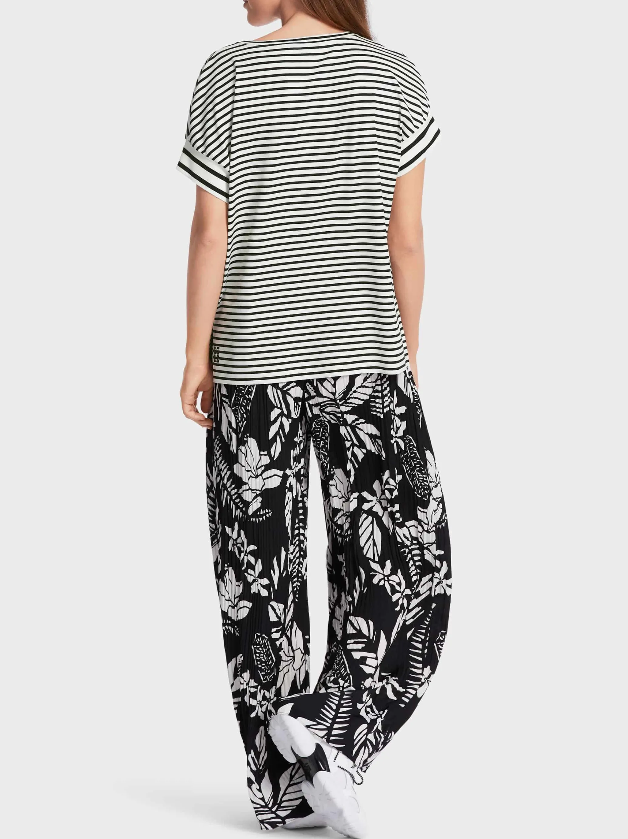 T-SHIRT MIT STREIFENVARIATIONEN-Marc Cain Flash Sale